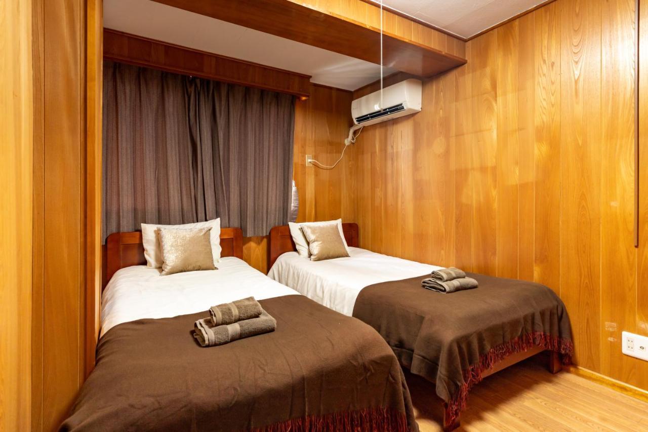 Type A Room 120平米 -ウル エスポワール那覇- Naha Eksteriør billede
